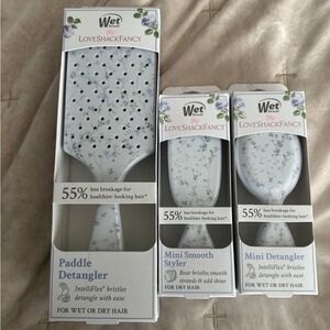 LoveShackFancy  - Blue English Ivy Brush Bundle